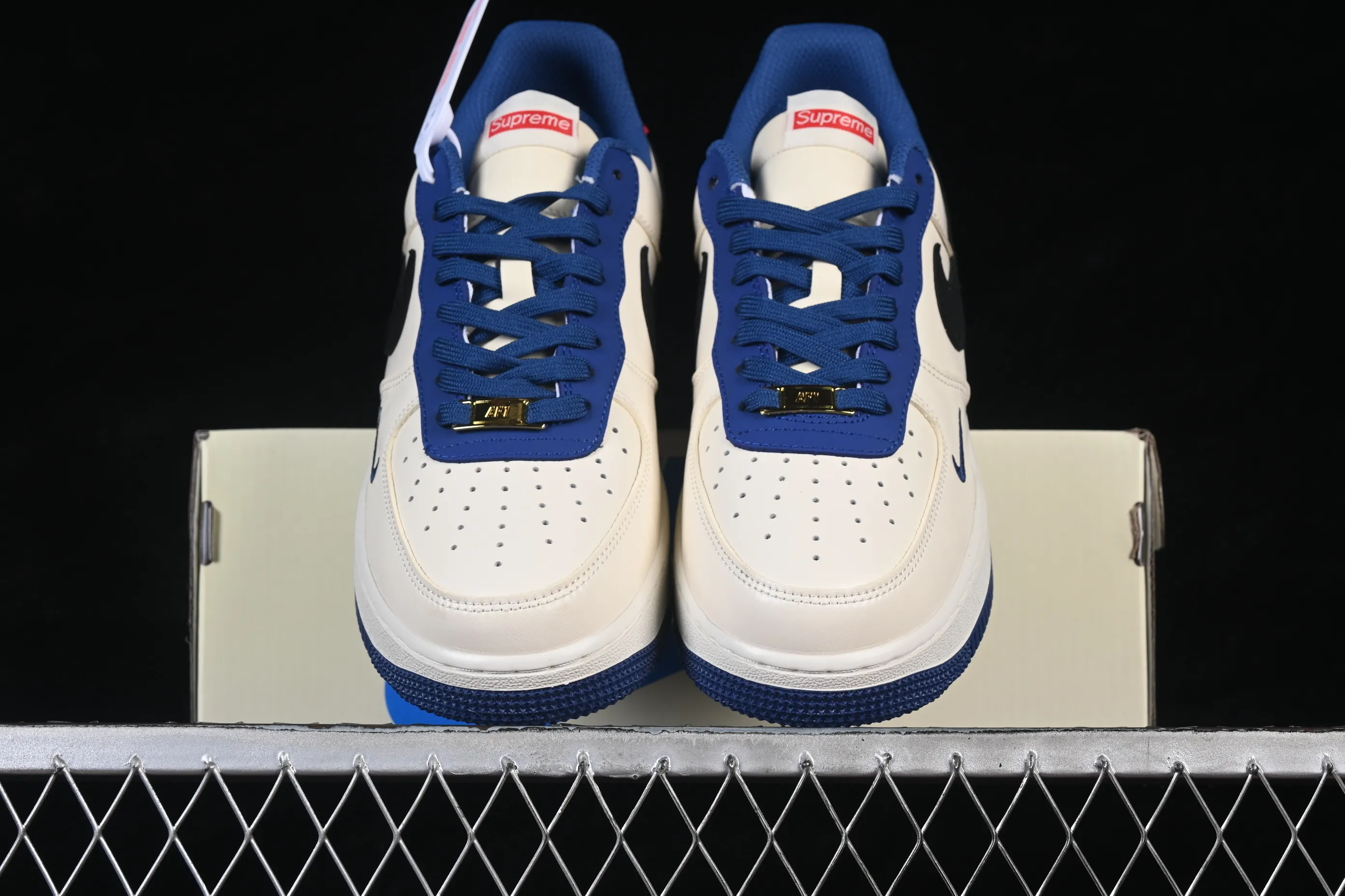 All categories Nk Air Force 1 Air Force series Nk Air Force 1 Low Air Force low-top Nike Air Force 1'07 Low joint white, blue, red and black Air Force 1 low-top casual sneakers CZ2959-100
